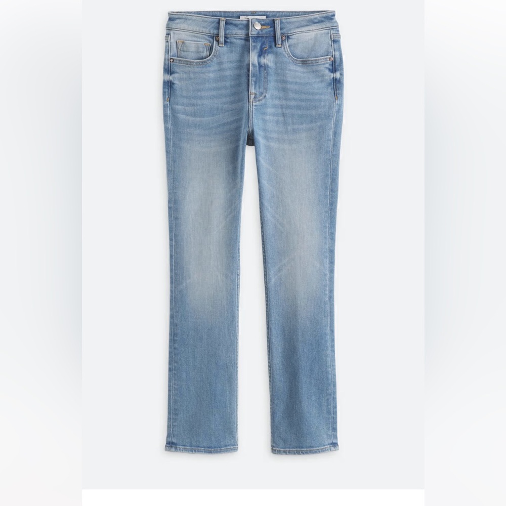Vigoss Light Blue Straight Leg Jeans NWT